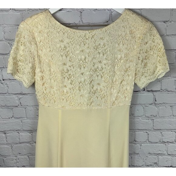 Vintage LANZ OF SALZBURG Women’s Size 6 Yellow Short Sleeve Lace Ball Gown Dress - Picture 2 of 7